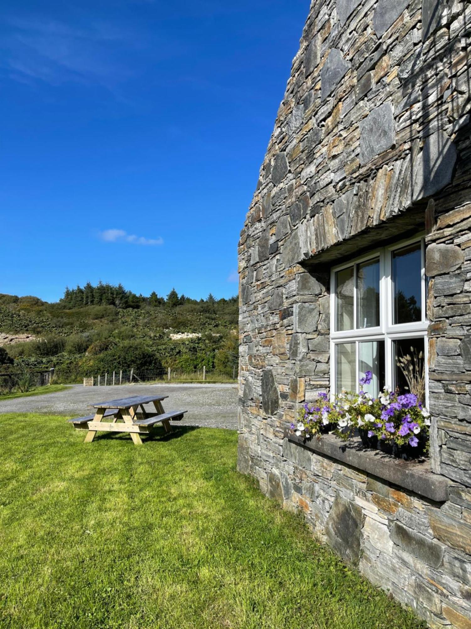 Shanakeever Farm - 3 Bedroom Apartment Clifden Eksteriør billede