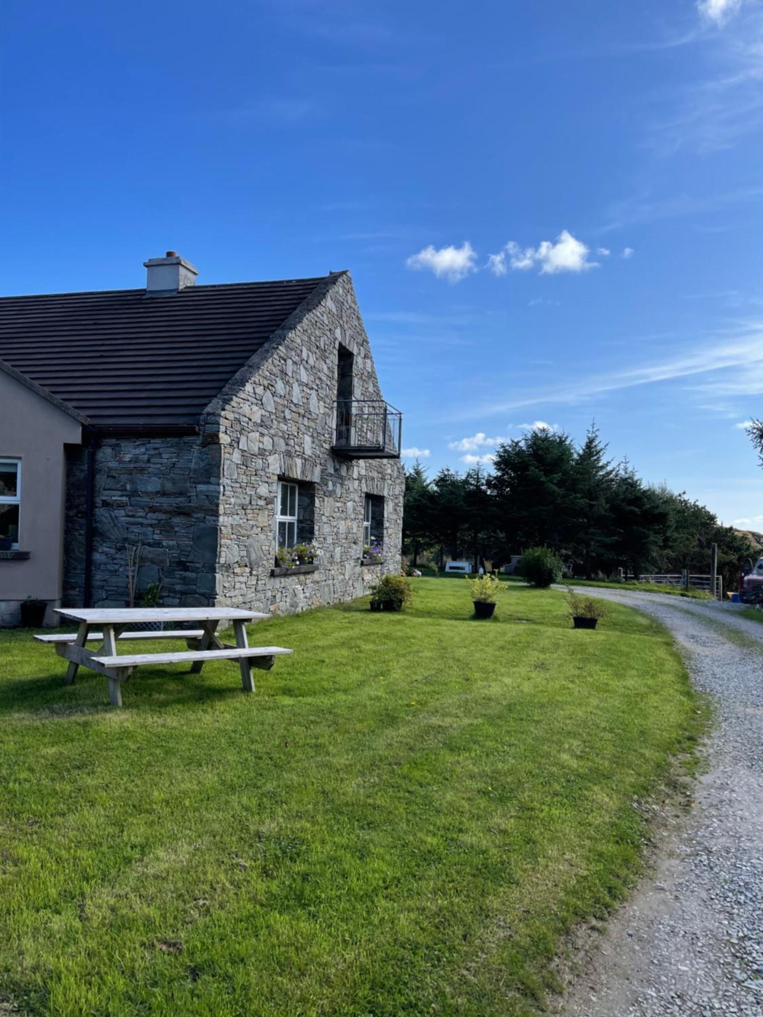 Shanakeever Farm - 3 Bedroom Apartment Clifden Eksteriør billede